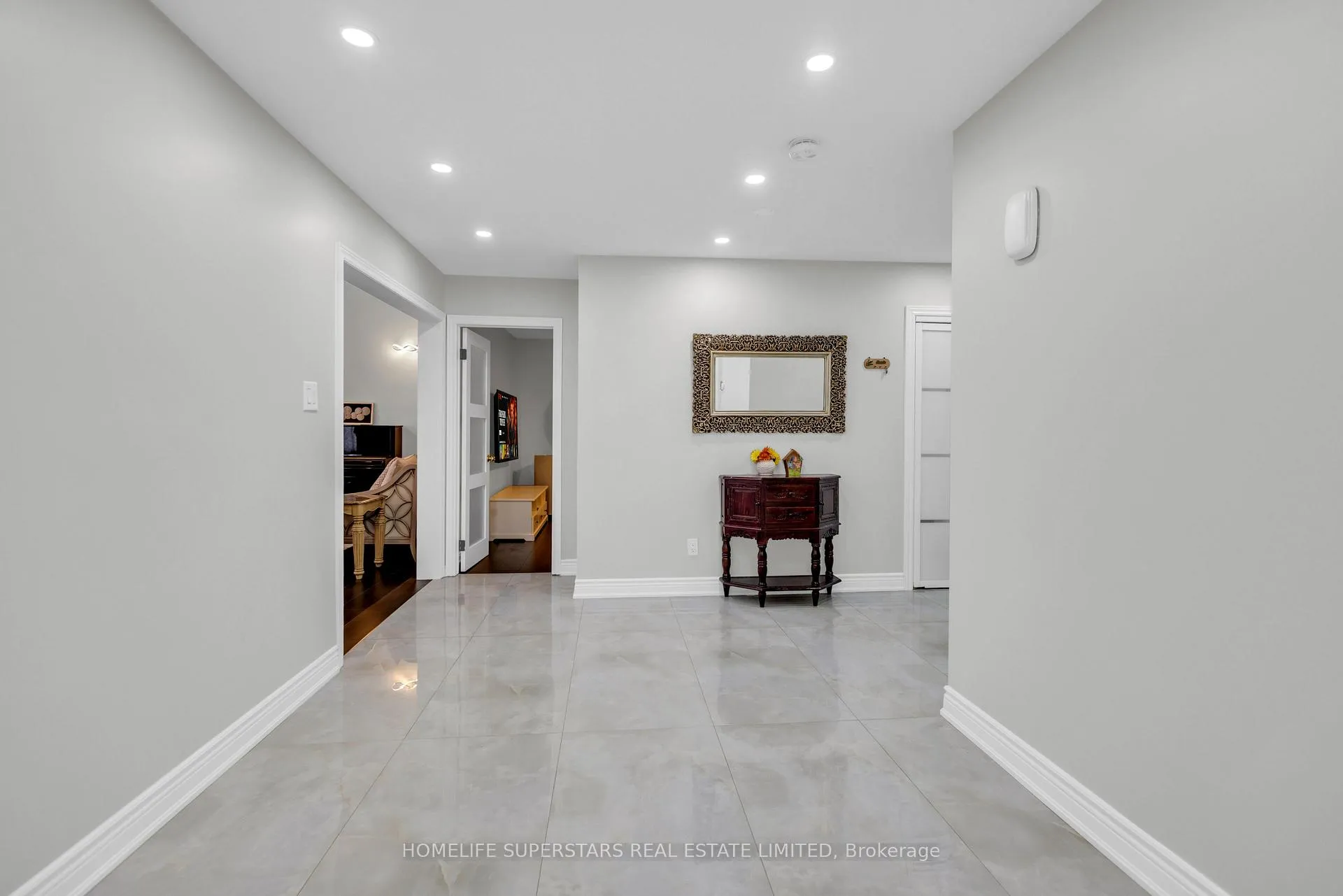Photo 9 of 121 Professors Lake Parkway, Brampton, Northgate — HOMEH