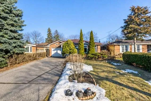 Photo 1 of 39 Deerford Road, North York, Don Valley Village — HOMEH