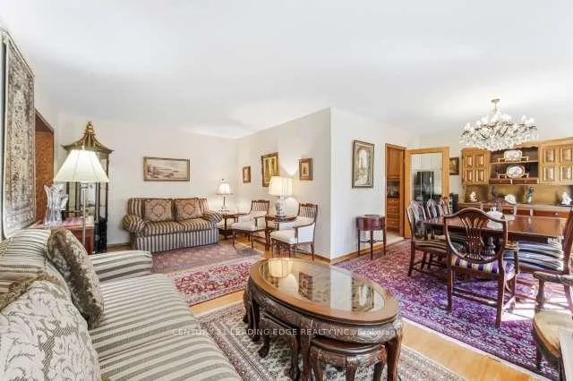 Photo 12 of 39 Deerford Road, North York, Don Valley Village — HOMEH