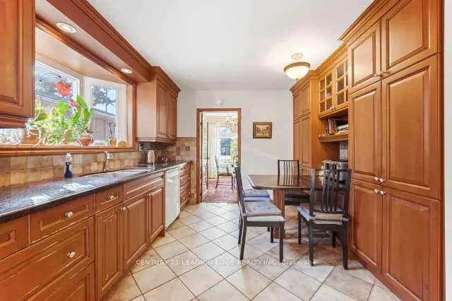 Photo 17 of 39 Deerford Road, North York, Don Valley Village — HOMEH