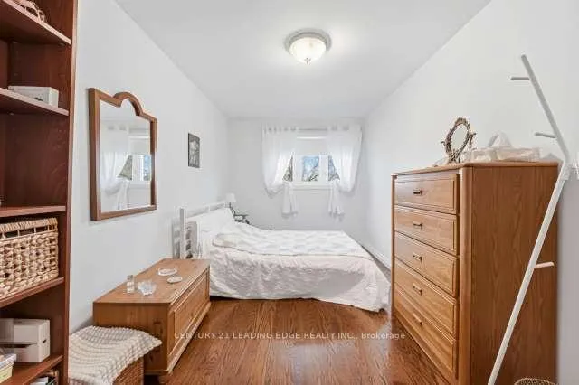 Photo 24 of 39 Deerford Road, North York, Don Valley Village — HOMEH