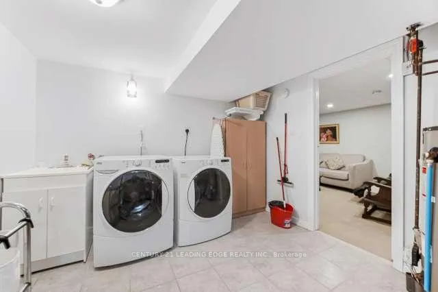 Photo 41 of 39 Deerford Road, North York, Don Valley Village — HOMEH