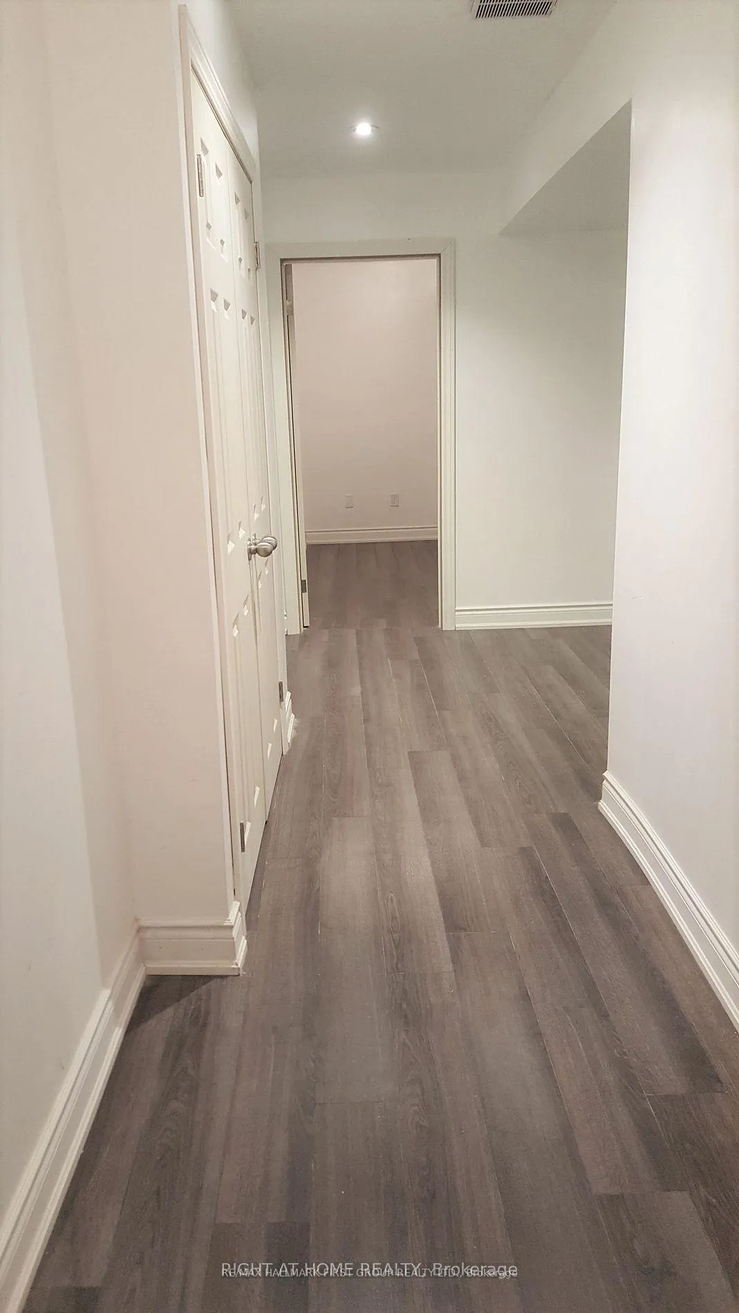 Photo 10 of 4 Elwin Road, Brampton, Credit Valley — HOMEH