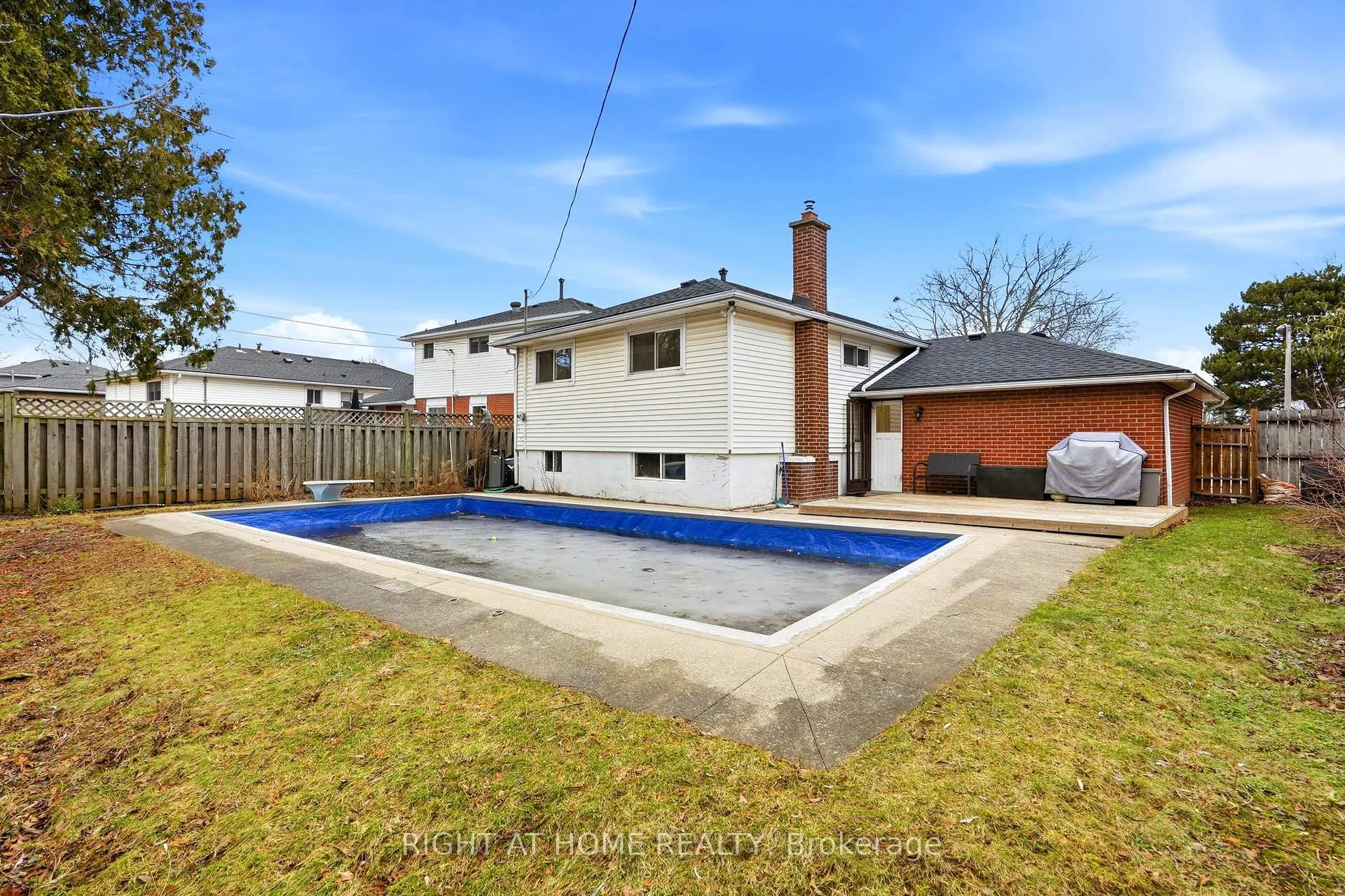 Photo 29 of 322 Melores Drive, Burlington, Appleby — HOMEH