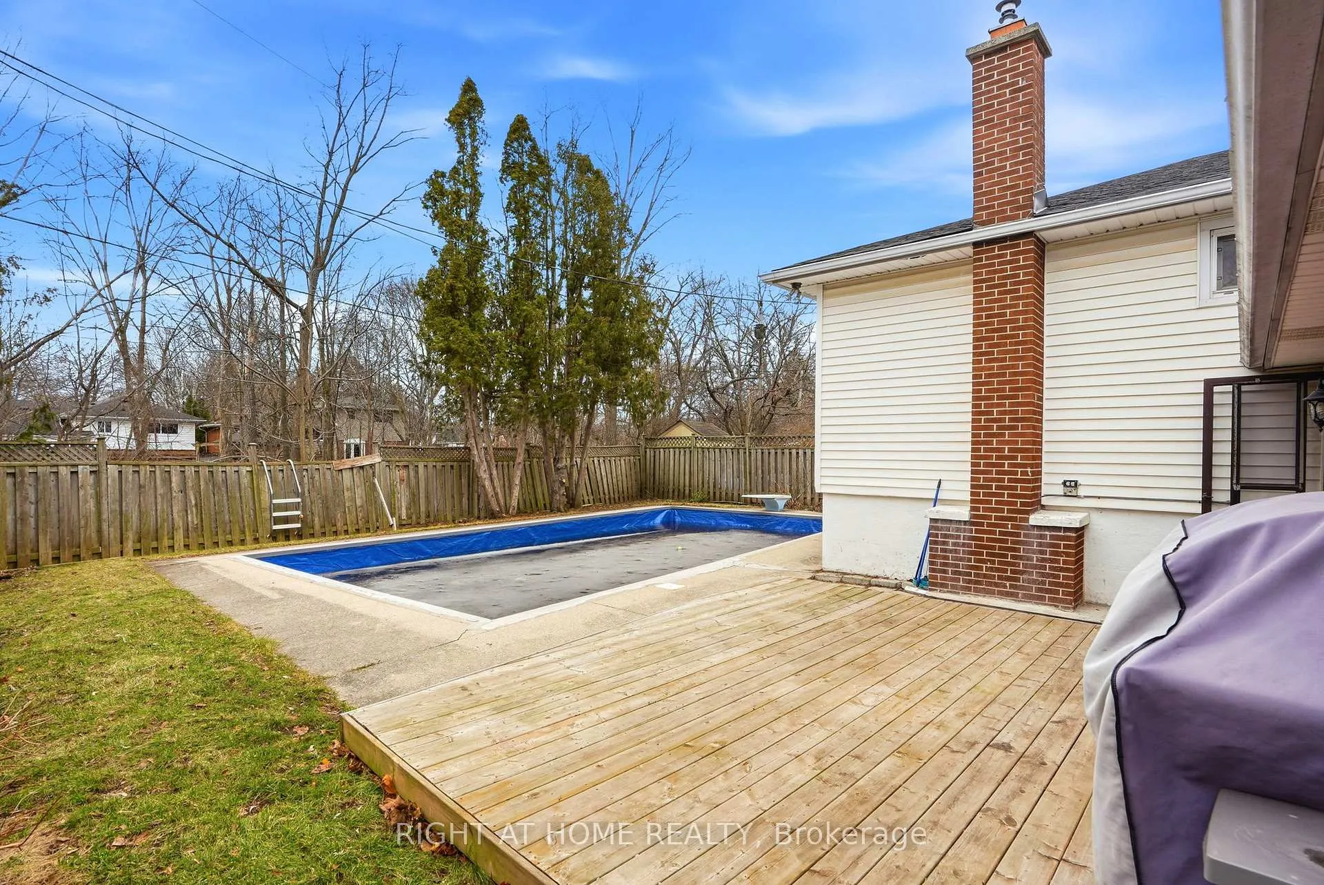 Photo 32 of 322 Melores Drive, Burlington, Appleby — HOMEH