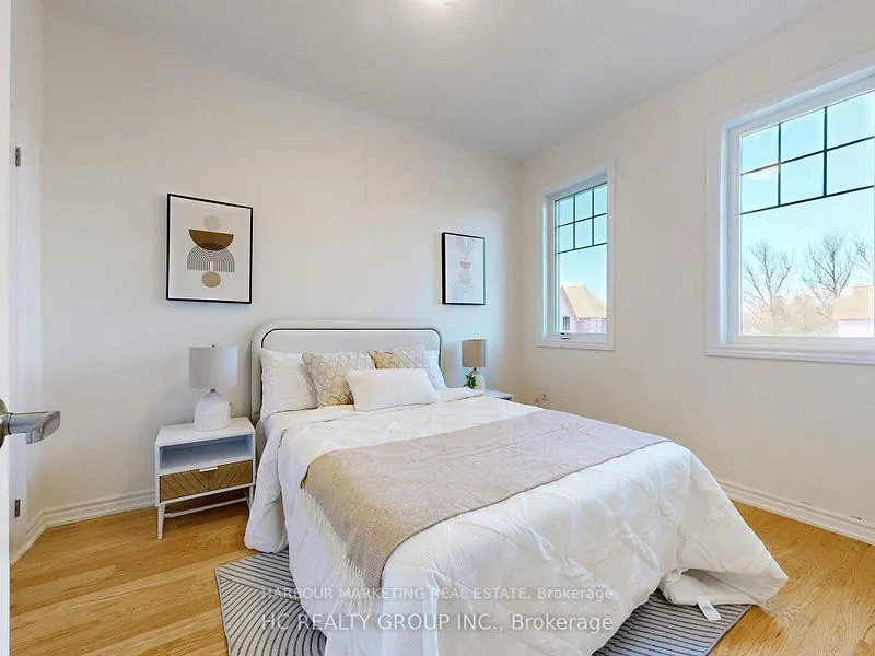 Photo 2 of Unit 5, 66 Main Street, King, Schomberg — HOMEH