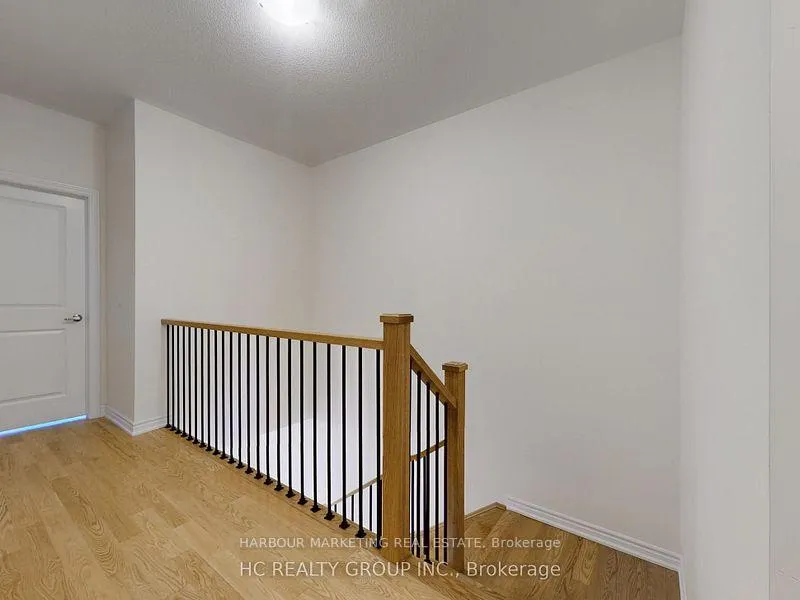 Photo 7 of Unit 5, 66 Main Street, King, Schomberg — HOMEH