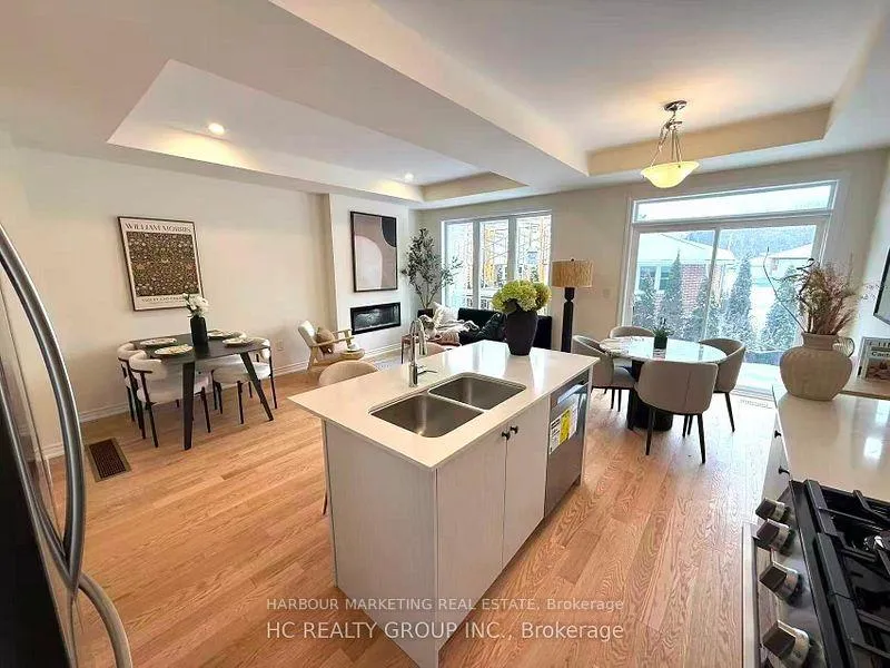 Photo 9 of Unit 5, 66 Main Street, King, Schomberg — HOMEH