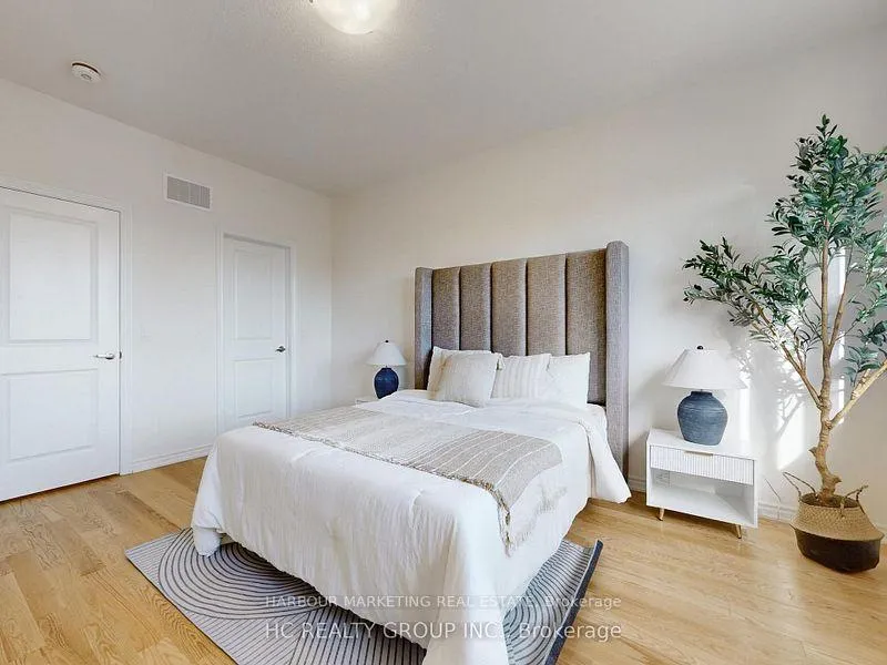 Photo 20 of Unit 5, 66 Main Street, King, Schomberg — HOMEH
