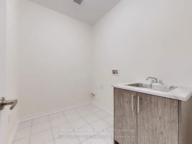 Photo 29 of Unit 5, 66 Main Street, King, Schomberg — HOMEH