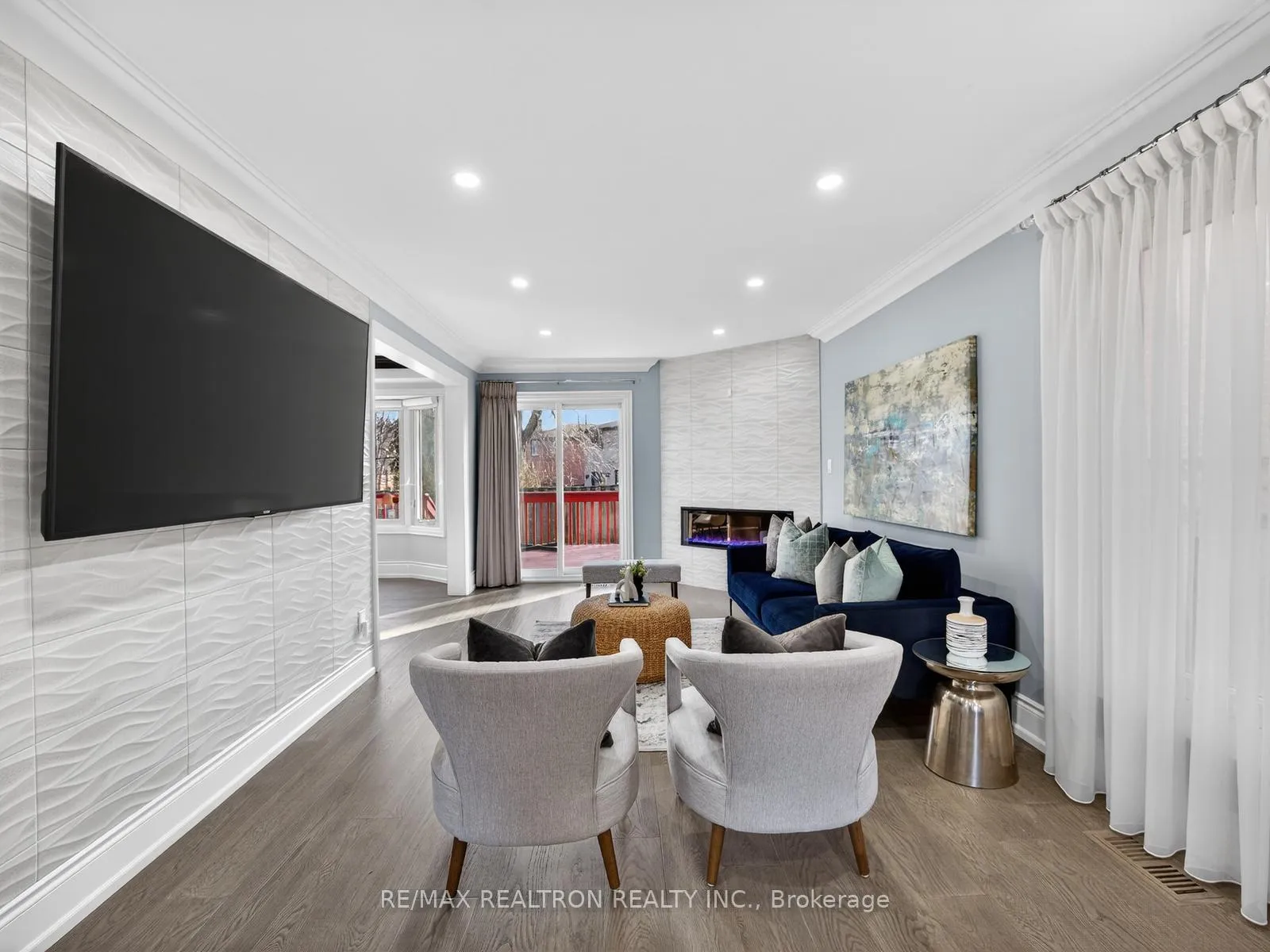 Photo 5 of 33 Ritchie Avenue, Ajax, Central — HOMEH