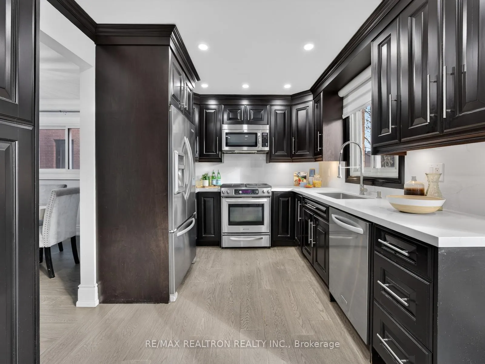 Photo 9 of 33 Ritchie Avenue, Ajax, Central — HOMEH