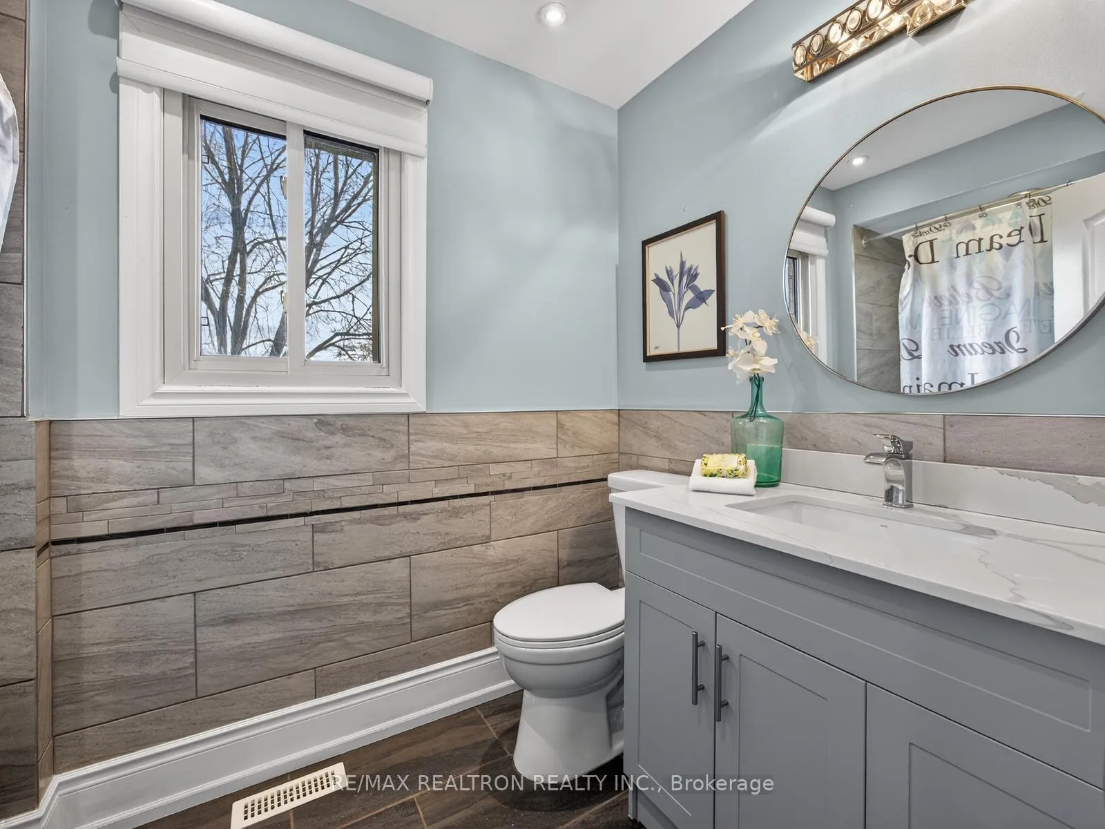 Photo 17 of 33 Ritchie Avenue, Ajax, Central — HOMEH