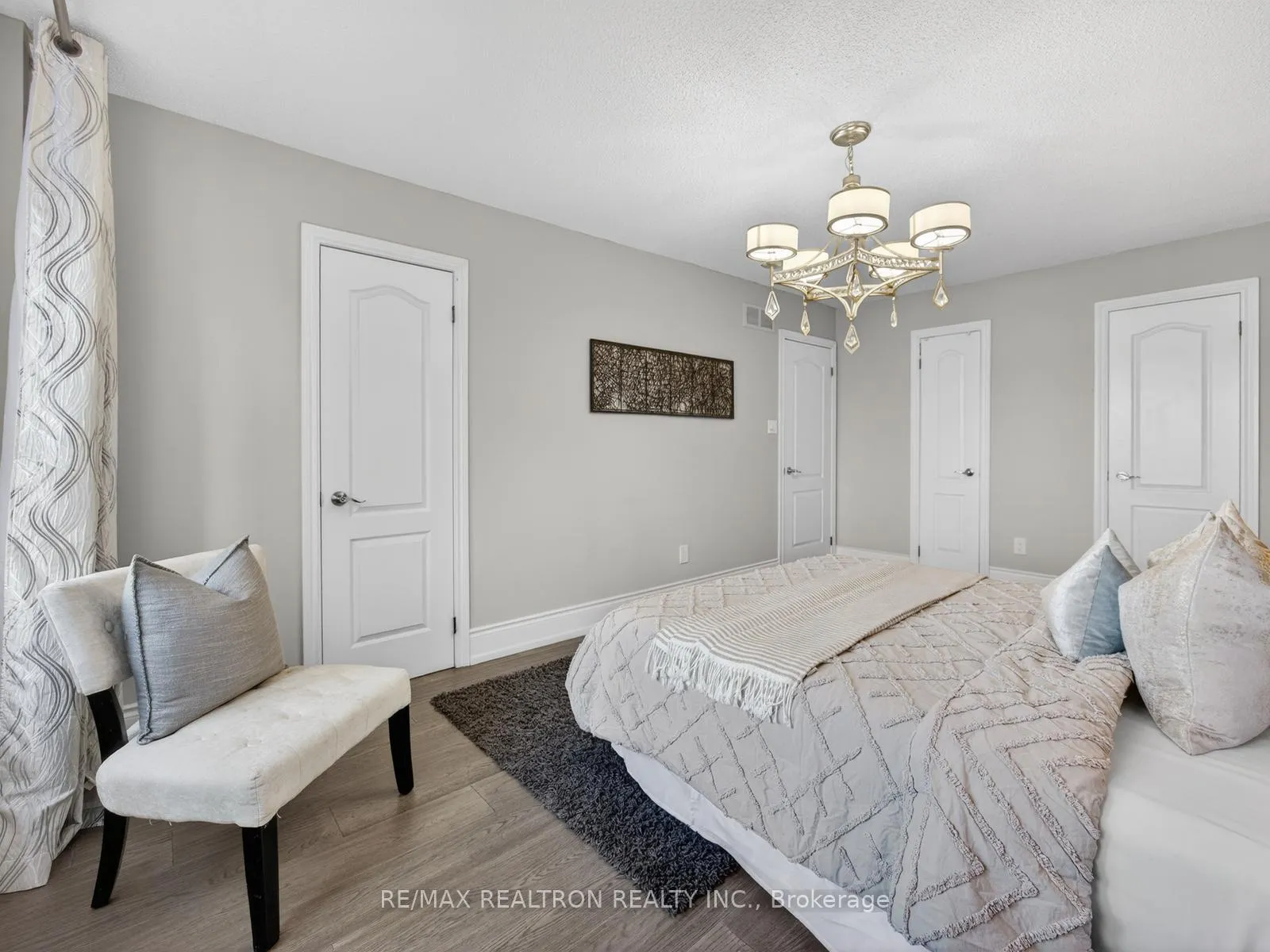Photo 19 of 33 Ritchie Avenue, Ajax, Central — HOMEH