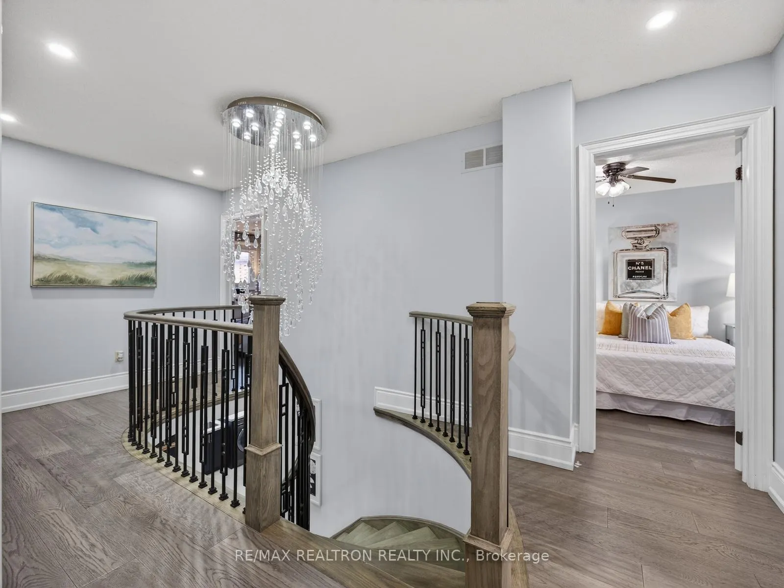 Photo 23 of 33 Ritchie Avenue, Ajax, Central — HOMEH