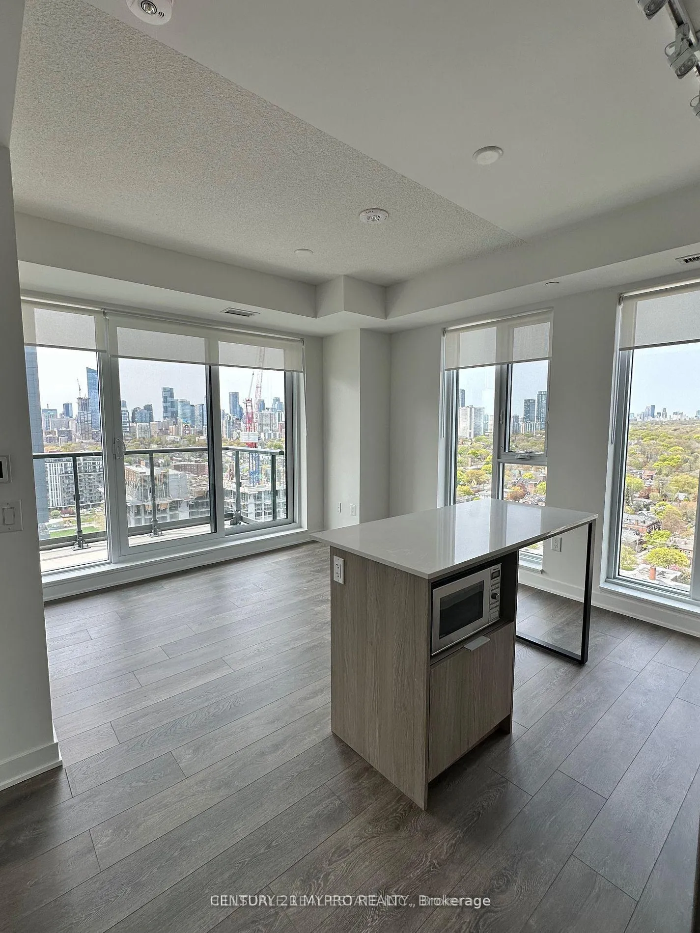 Photo 6 of Unit 2208, 130 River Street, Toronto, Regent Park — HOMEH