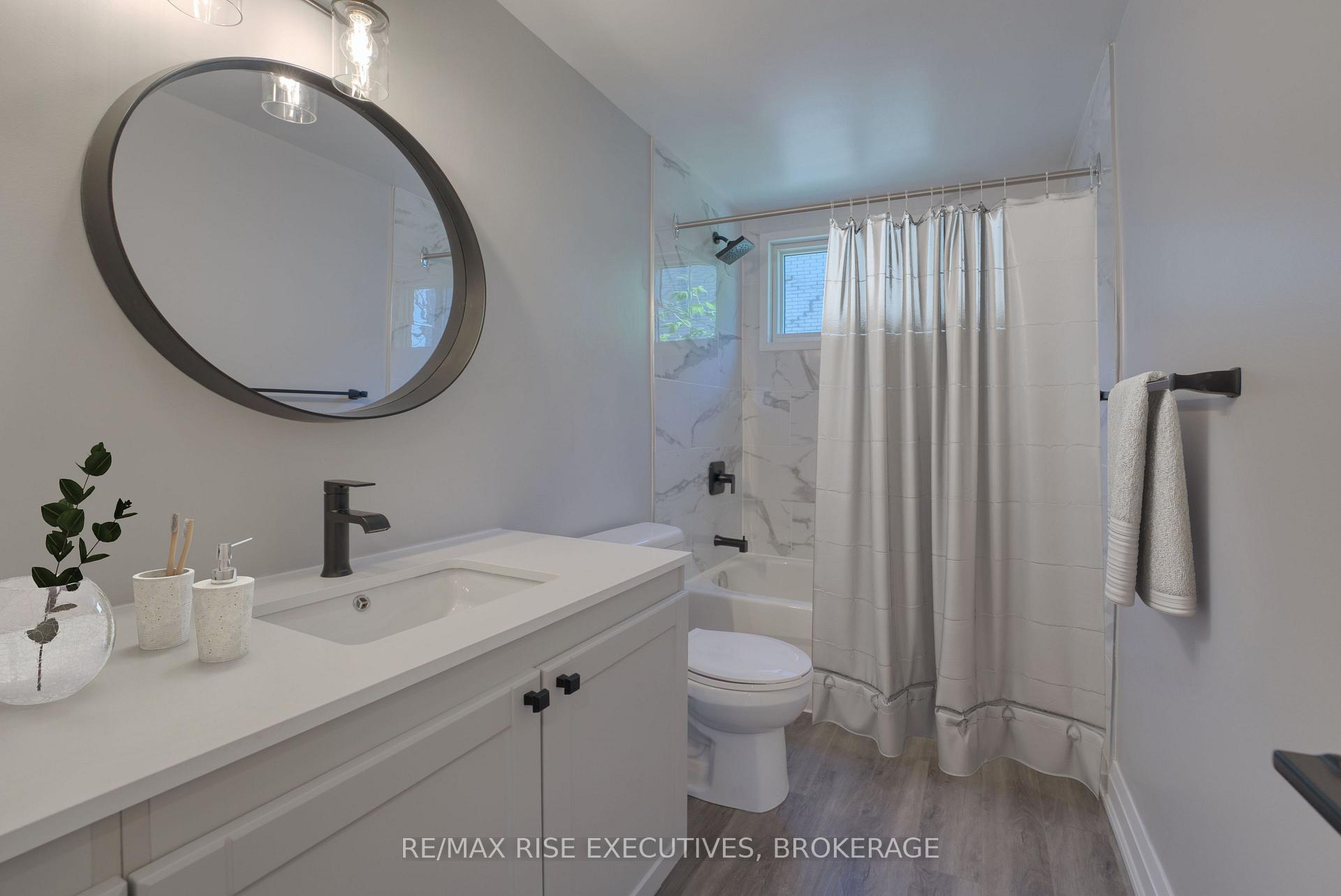 Photo 9 of Unit 2, 19 Baker Street, Kingston, Rideau — HOMEH