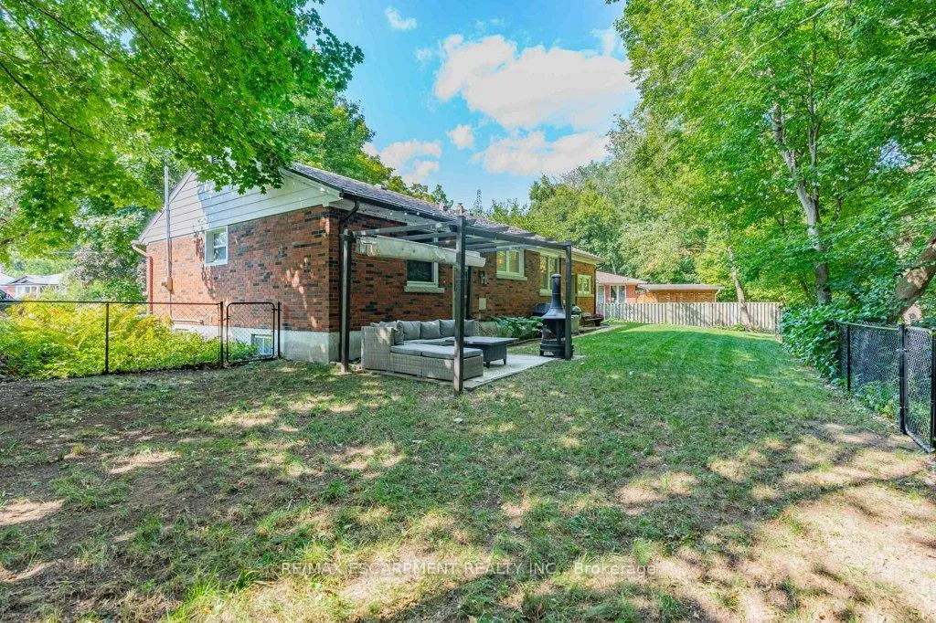 Photo 47 of 31 Dunning Court, Hamilton, Dundas — HOMEH
