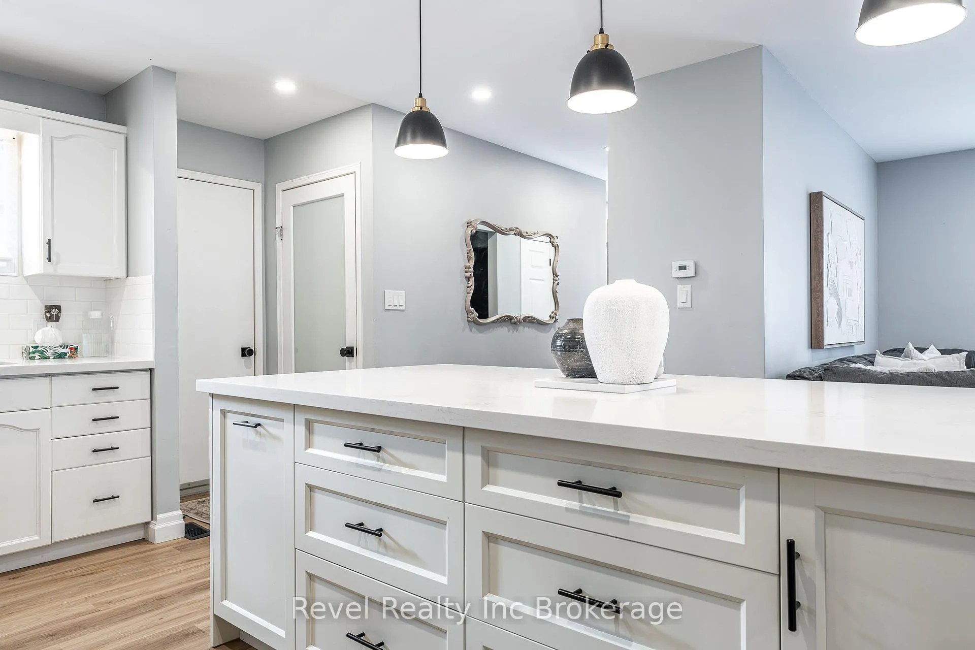 Photo 6 of 195 Freeland Drive, Stratford — HOMEH