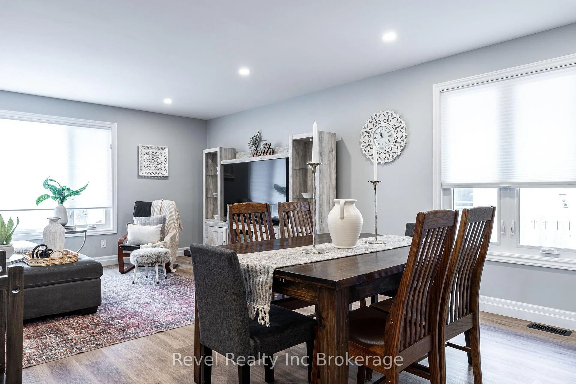 Photo 8 of 195 Freeland Drive, Stratford — HOMEH