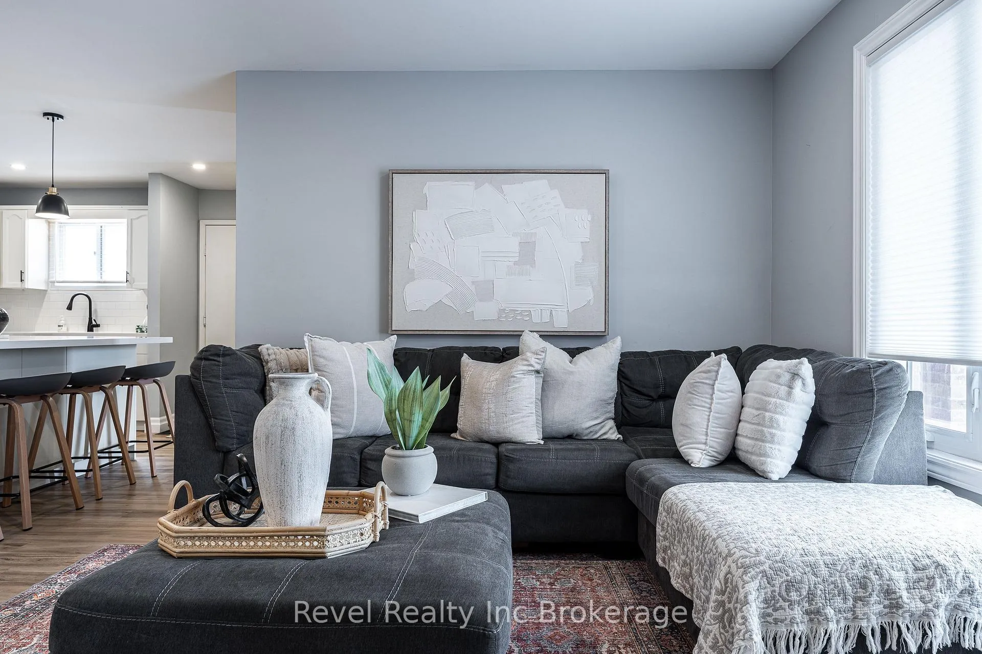 Photo 9 of 195 Freeland Drive, Stratford — HOMEH