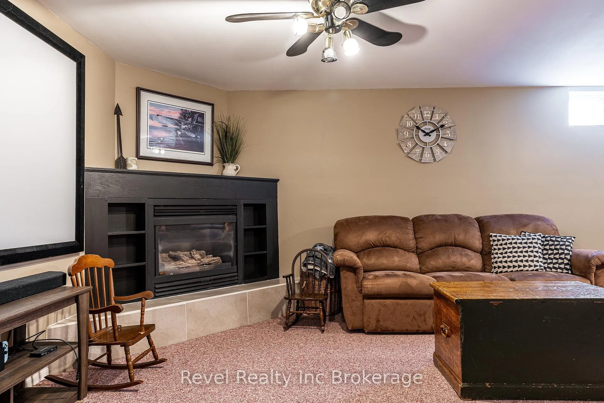 Photo 19 of 195 Freeland Drive, Stratford — HOMEH