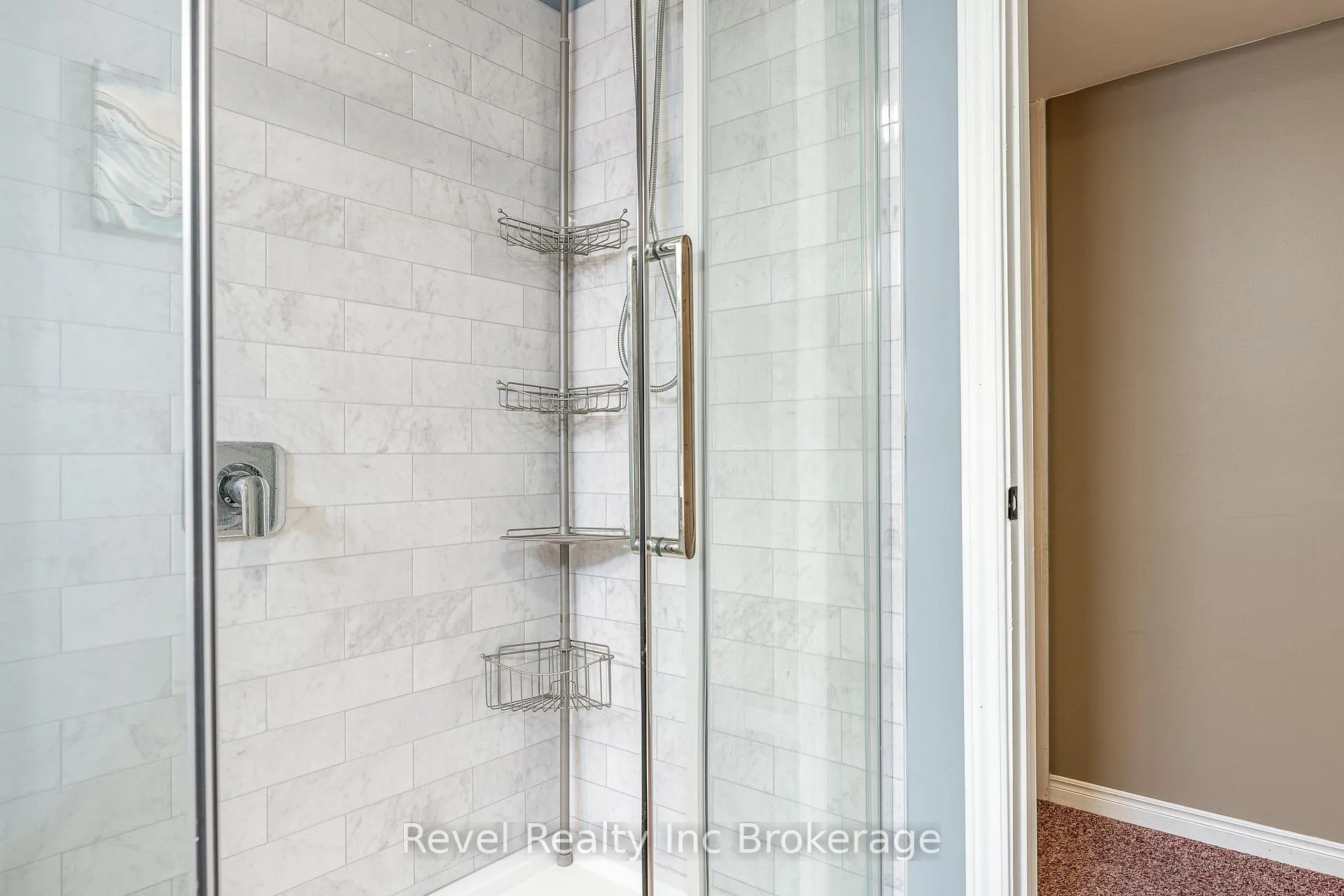 Photo 22 of 195 Freeland Drive, Stratford — HOMEH