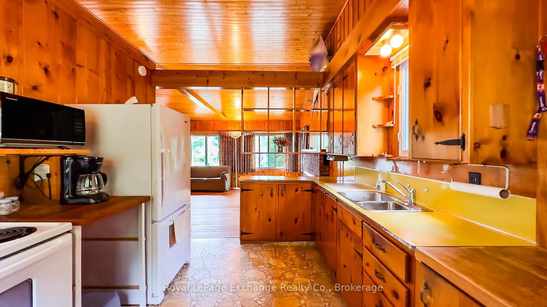 Photo 20 of 40 vozka Drive, Huron-Kinloss — HOMEH