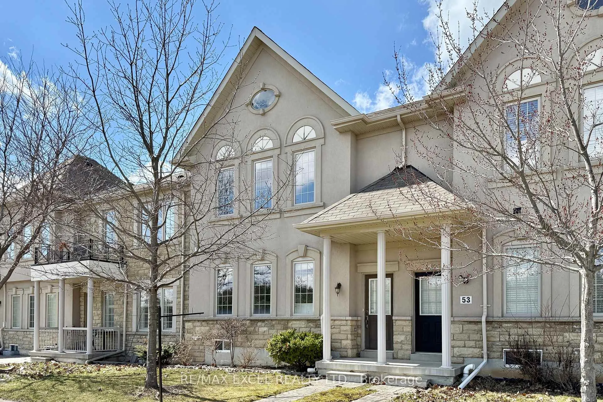 Photo 2 of 55 Vettese Court, Markham, Box Grove — HOMEH