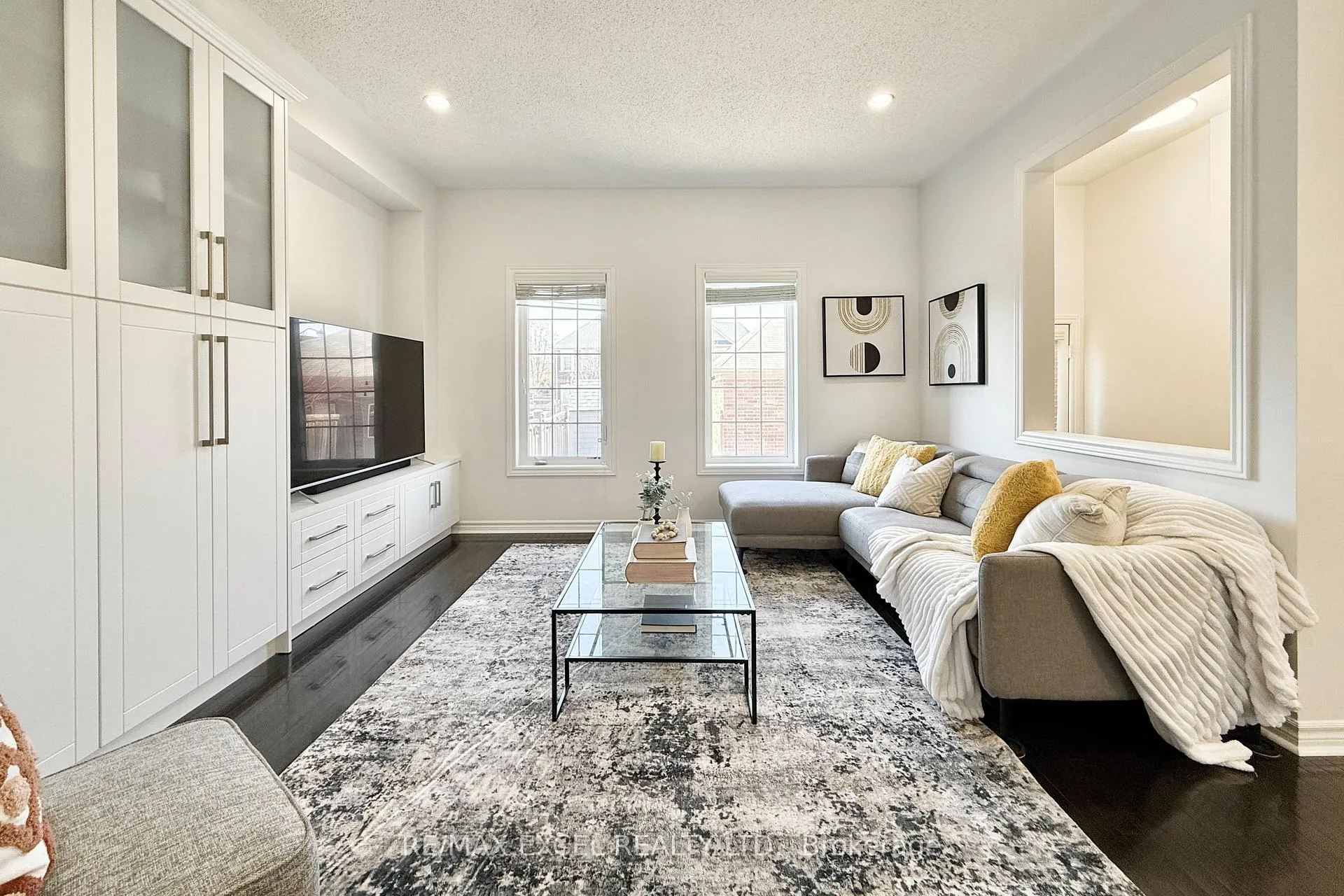 Photo 13 of 55 Vettese Court, Markham, Box Grove — HOMEH