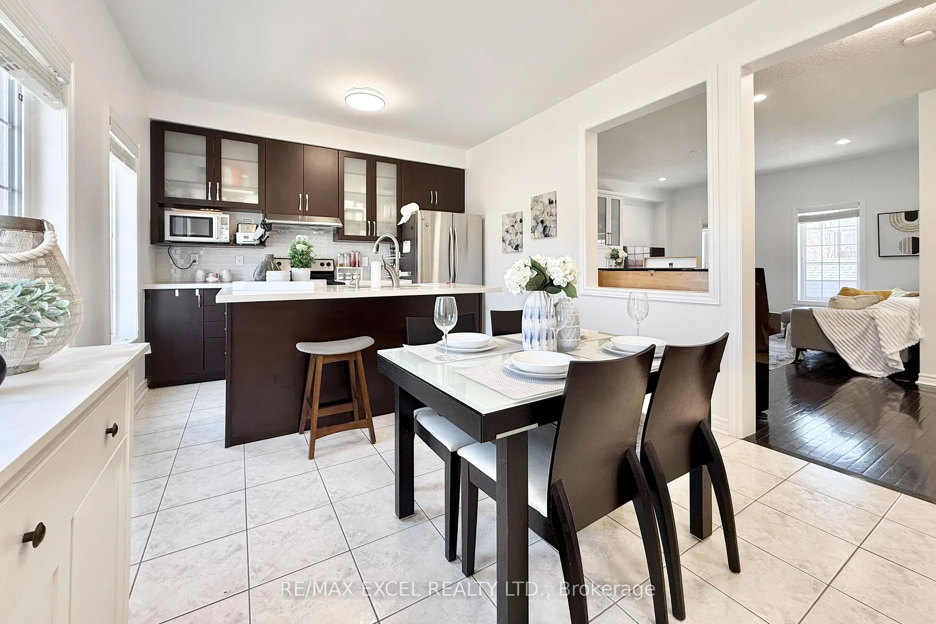 Photo 15 of 55 Vettese Court, Markham, Box Grove — HOMEH