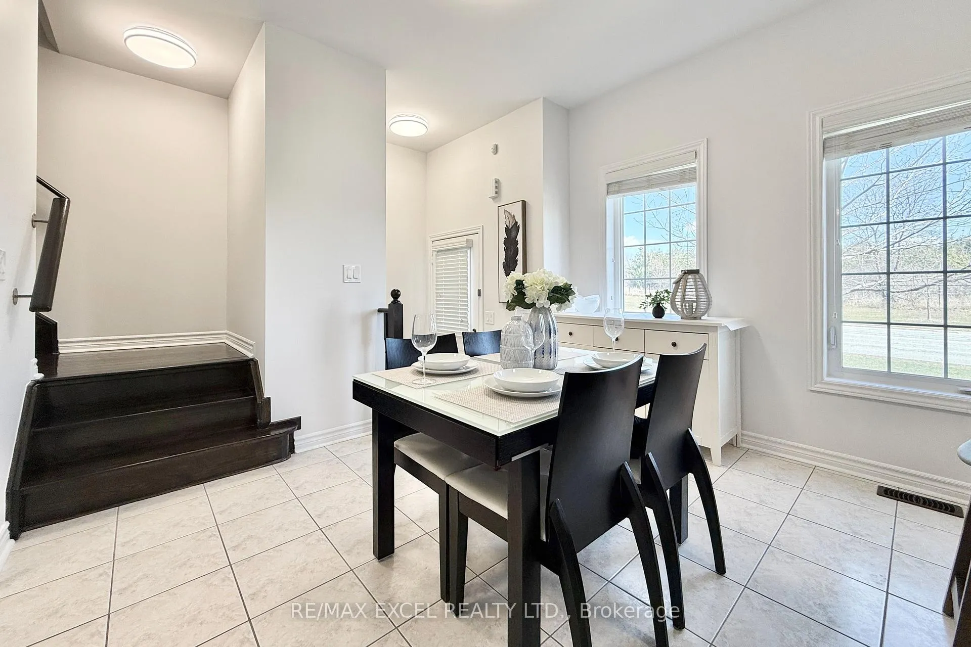 Photo 17 of 55 Vettese Court, Markham, Box Grove — HOMEH