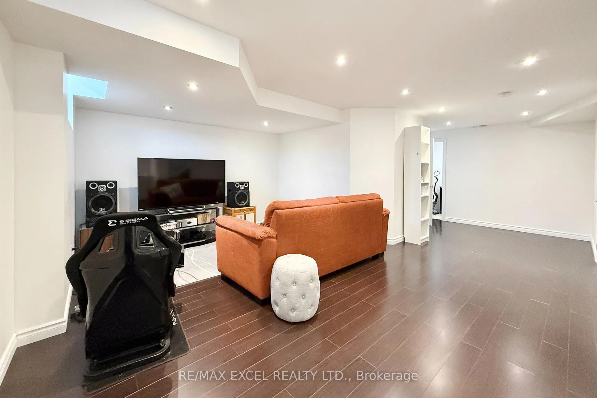 Photo 33 of 55 Vettese Court, Markham, Box Grove — HOMEH