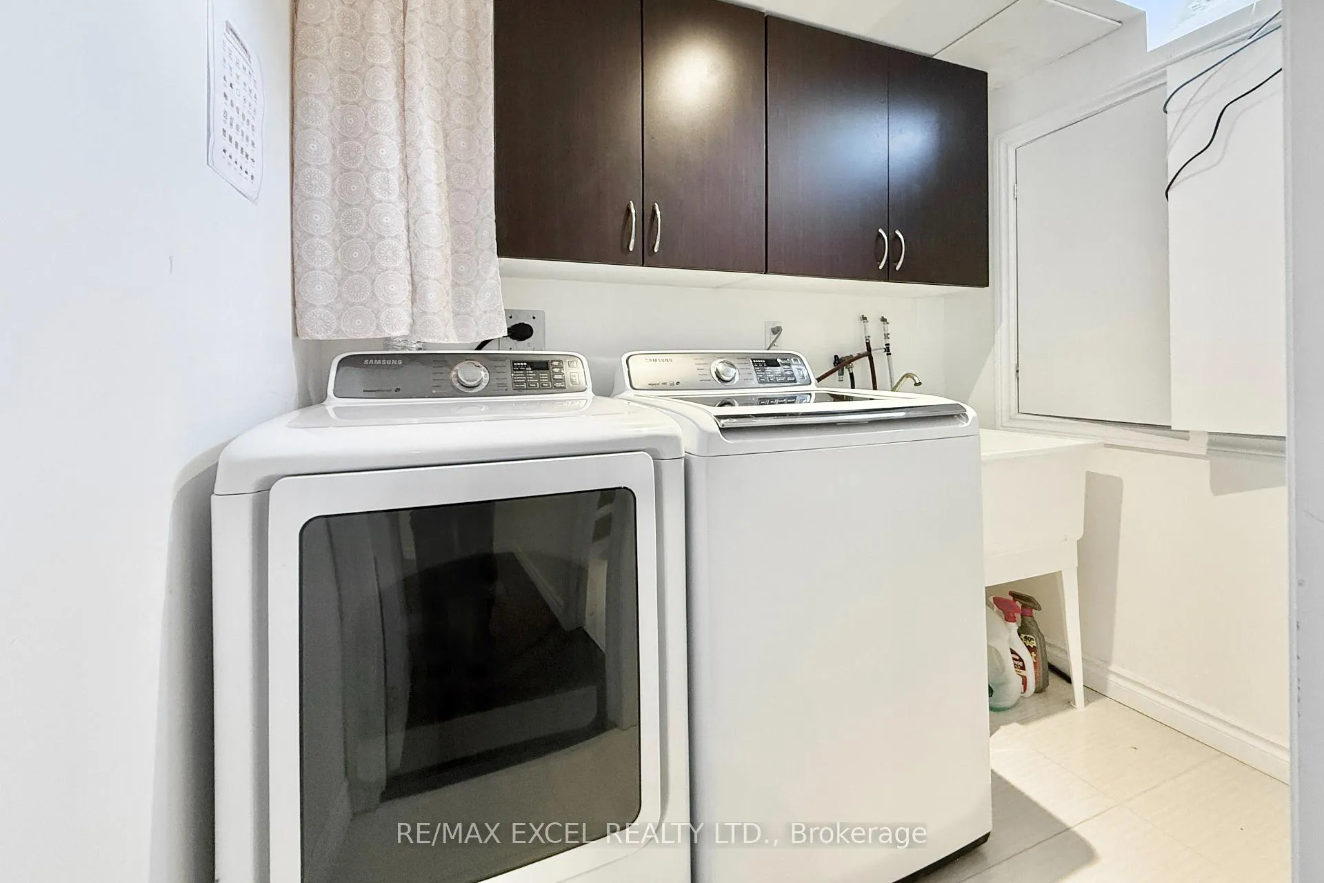 Photo 35 of 55 Vettese Court, Markham, Box Grove — HOMEH