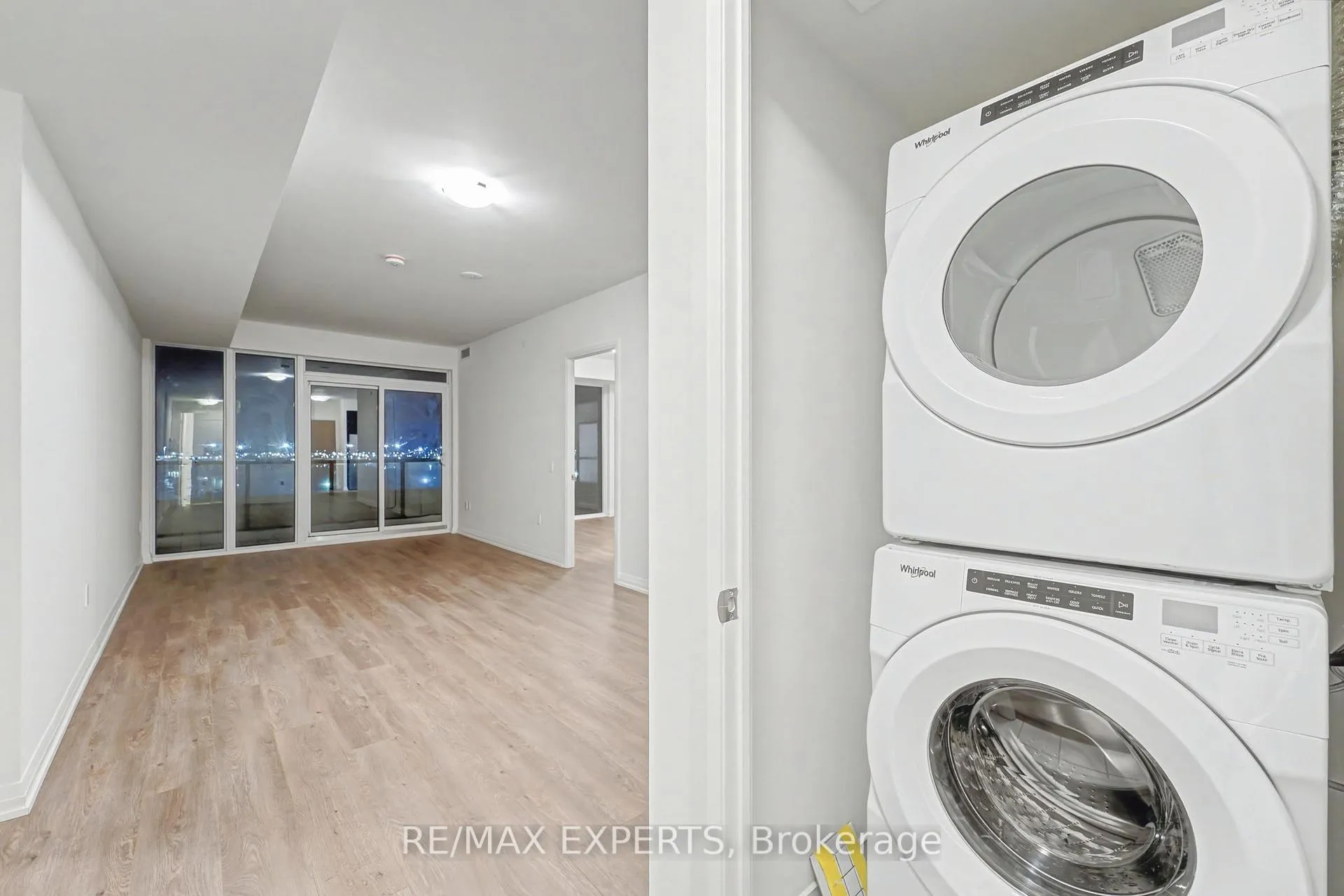 Photo 14 of Unit 421, 8960 Jane Street, Vaughan, Vellore Village — HOMEH