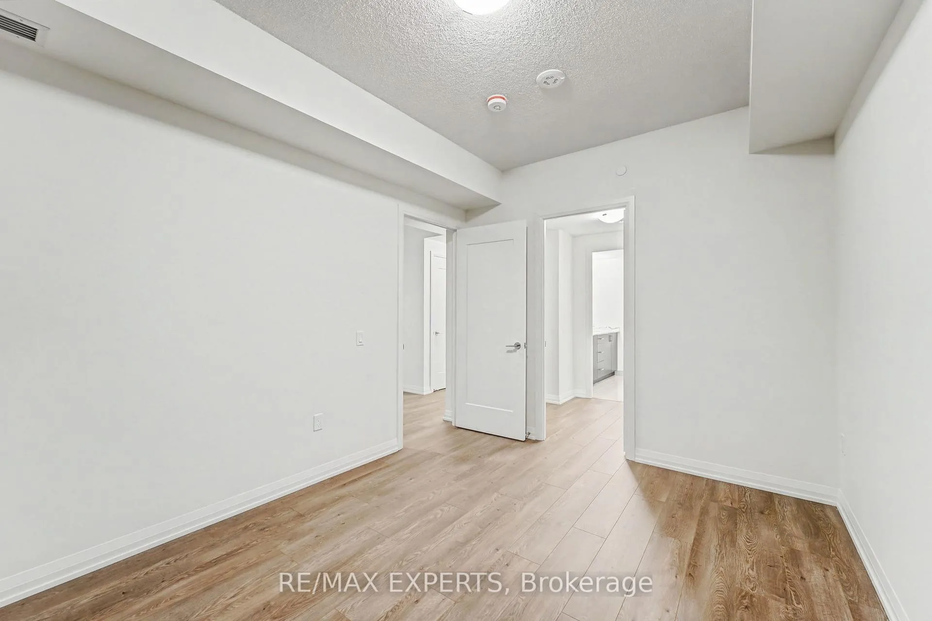 Photo 21 of Unit 421, 8960 Jane Street, Vaughan, Vellore Village — HOMEH