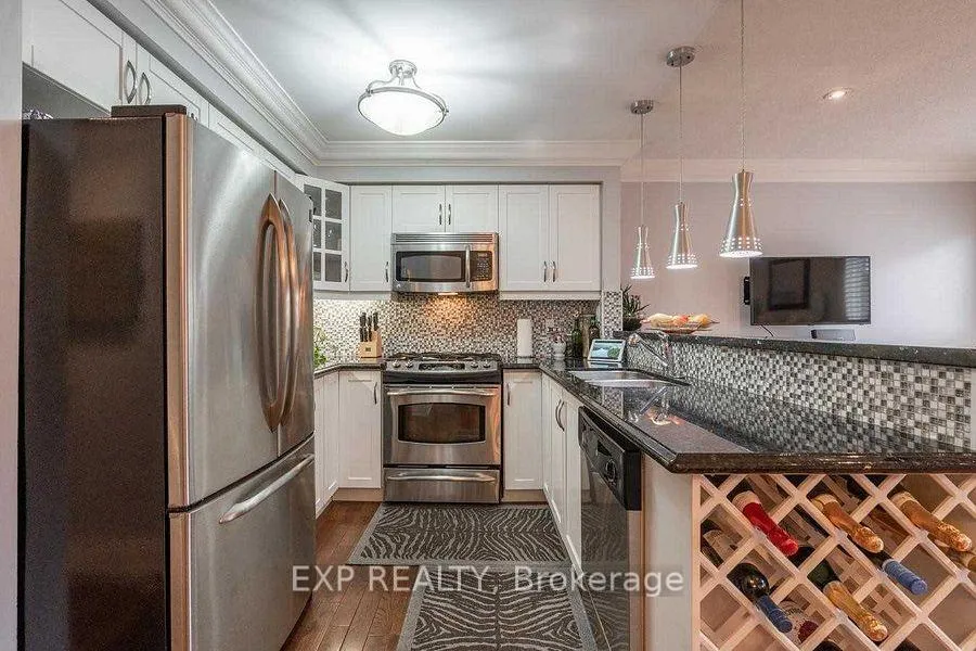Photo 31 of 32 Cordgrass Crescent, Brampton, Sandringham-Wellington — HOMEH