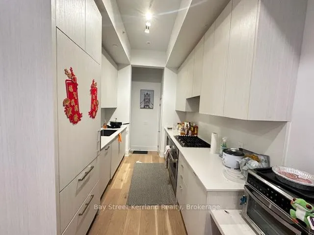 Photo 3 of Unit #9 -Room B, 165 Pears Avenue, Toronto, The Annex — HOMEH