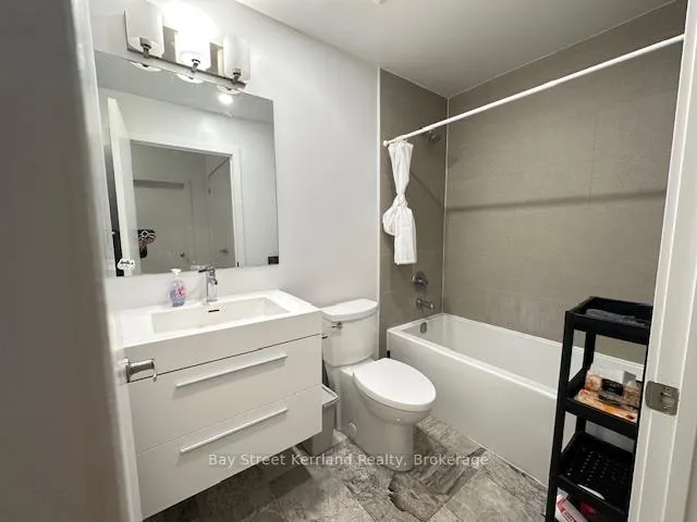 Photo 6 of Unit #9 -Room B, 165 Pears Avenue, Toronto, The Annex — HOMEH