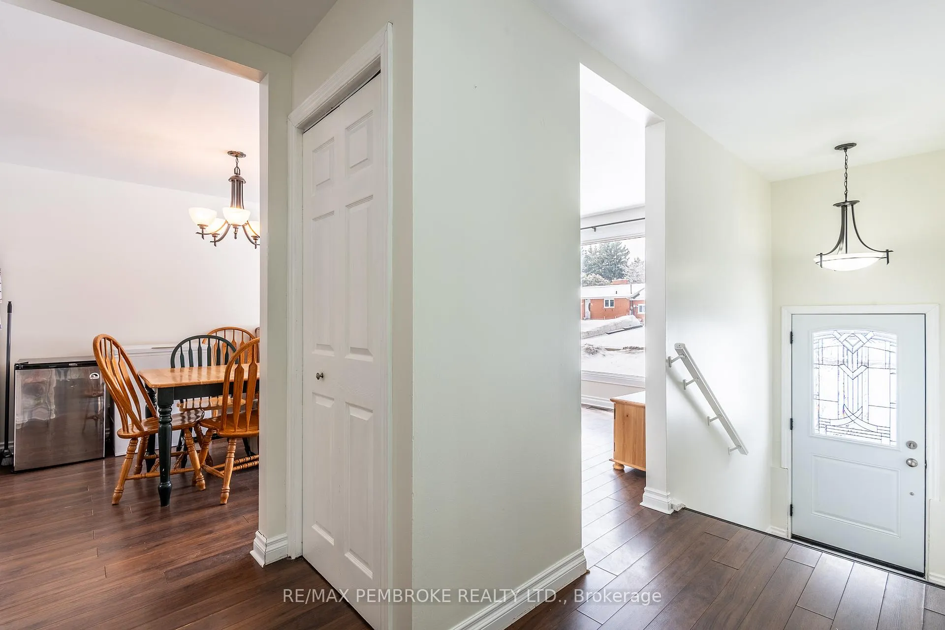 Photo 4 of 22&24 Hoffman Street, Petawawa — HOMEH
