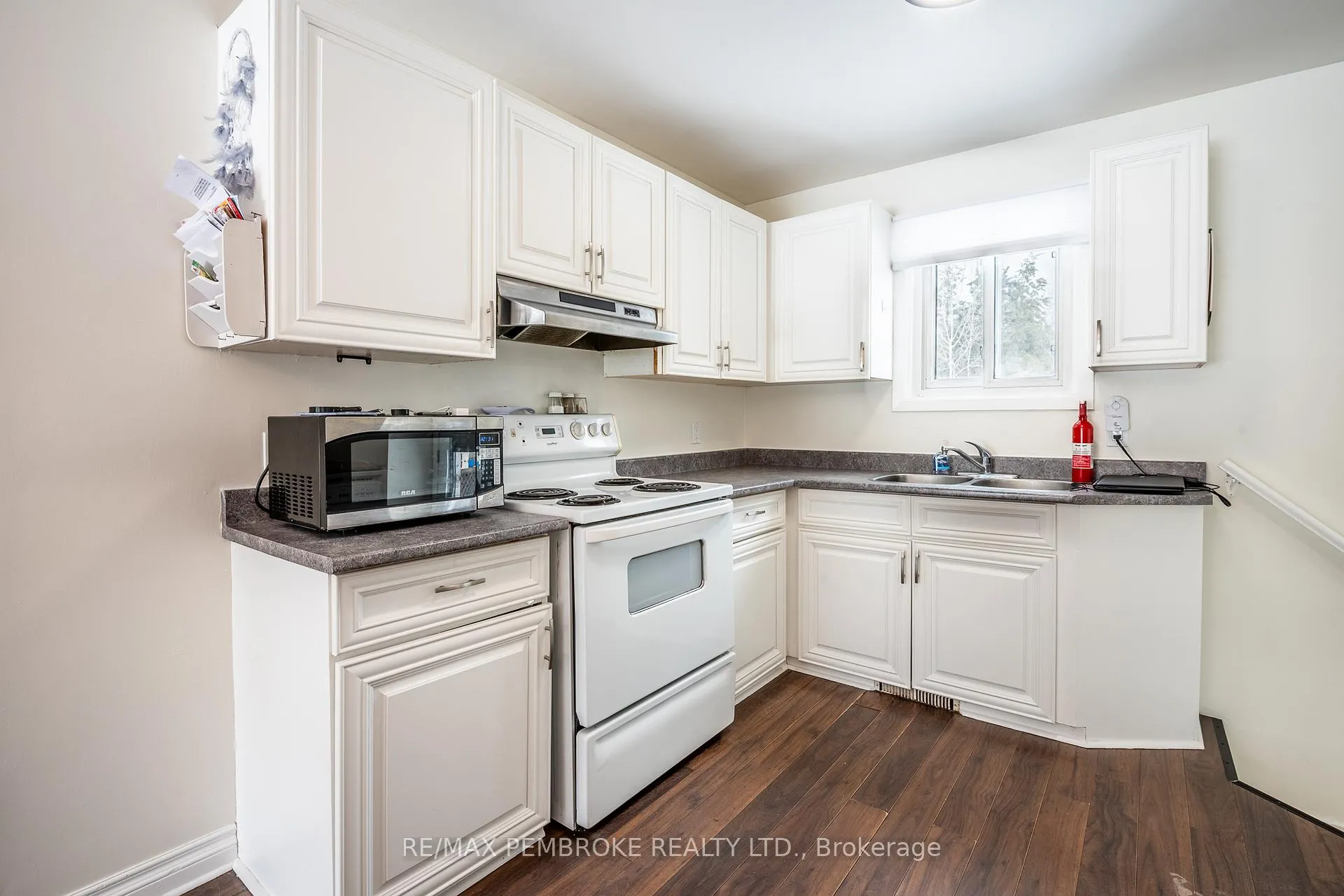 Photo 7 of 22&24 Hoffman Street, Petawawa — HOMEH