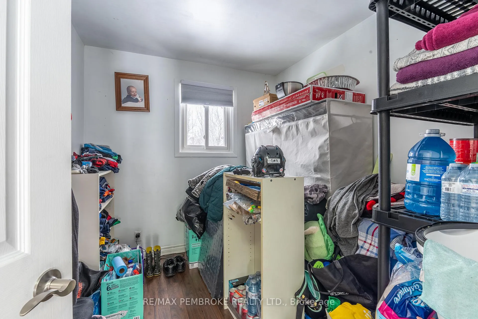 Photo 13 of 22&24 Hoffman Street, Petawawa — HOMEH