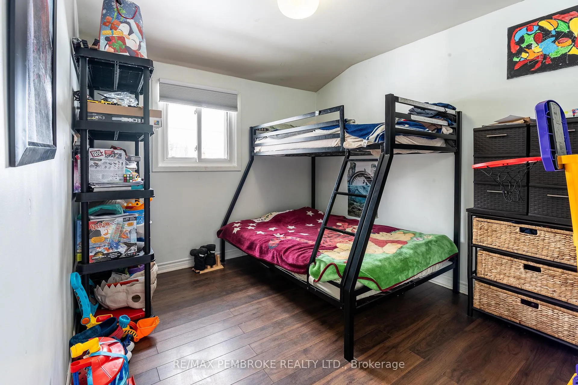 Photo 14 of 22&24 Hoffman Street, Petawawa — HOMEH