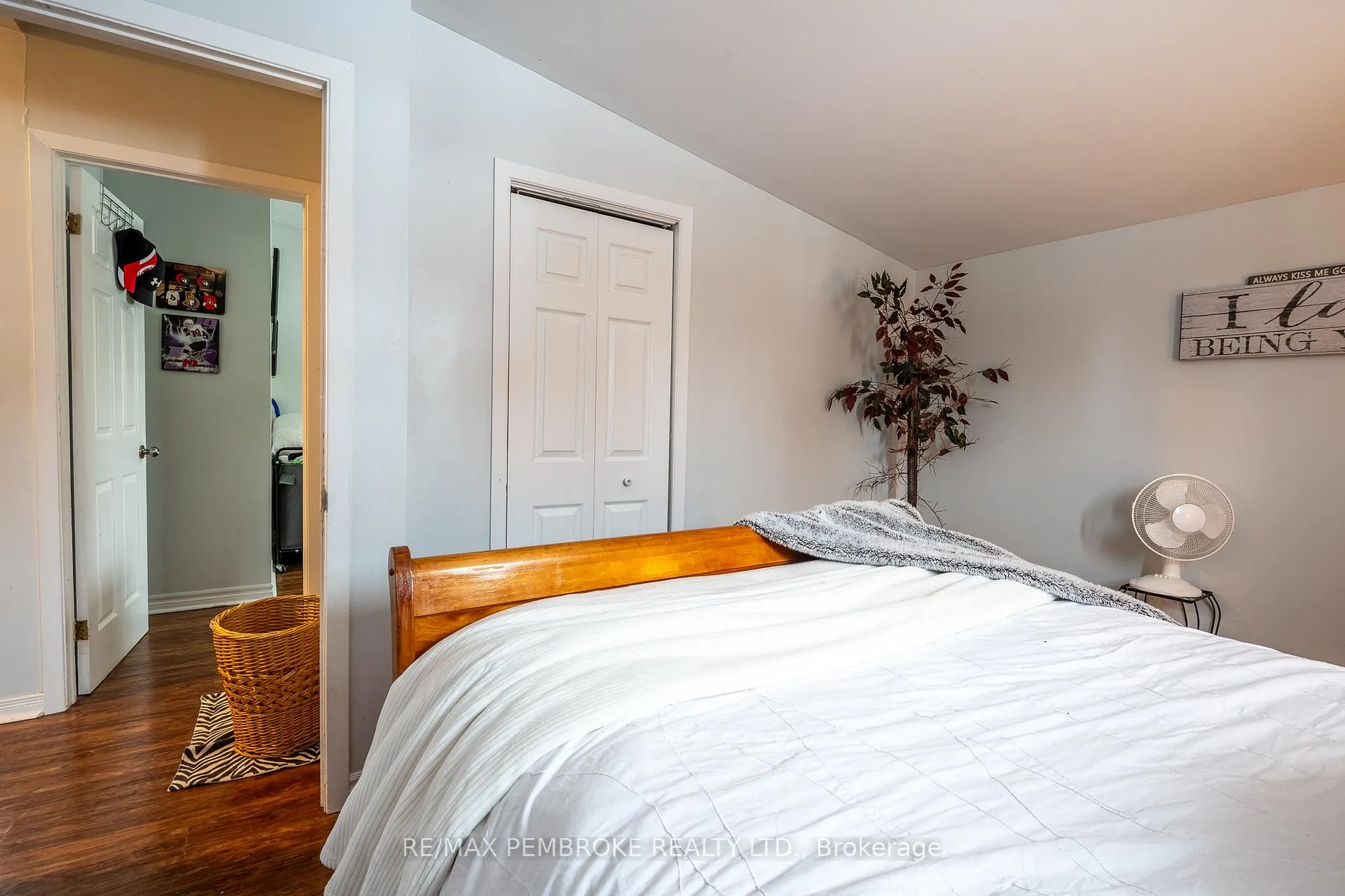 Photo 31 of 22&24 Hoffman Street, Petawawa — HOMEH