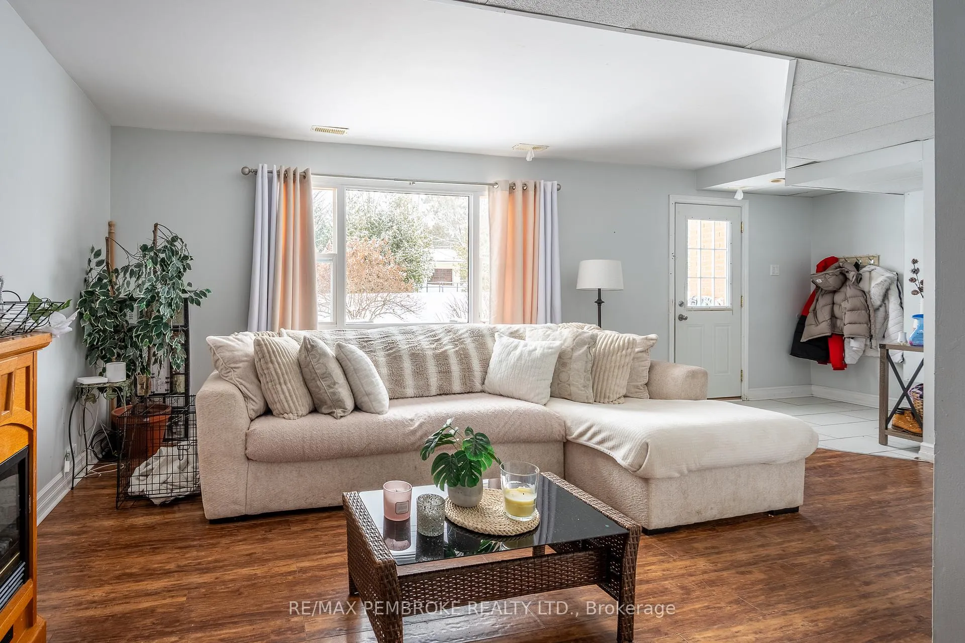 Photo 33 of 22&24 Hoffman Street, Petawawa — HOMEH