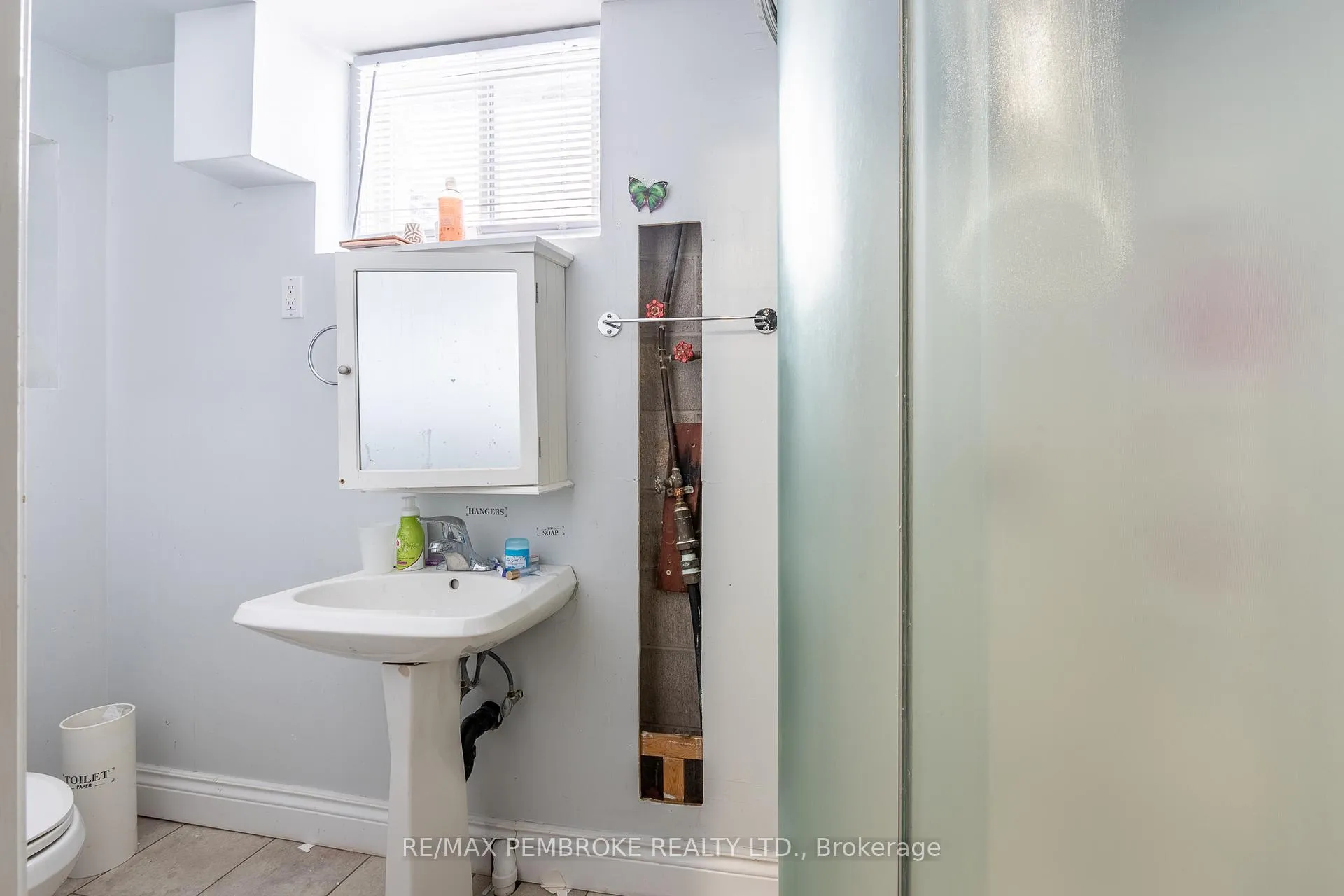 Photo 41 of 22&24 Hoffman Street, Petawawa — HOMEH