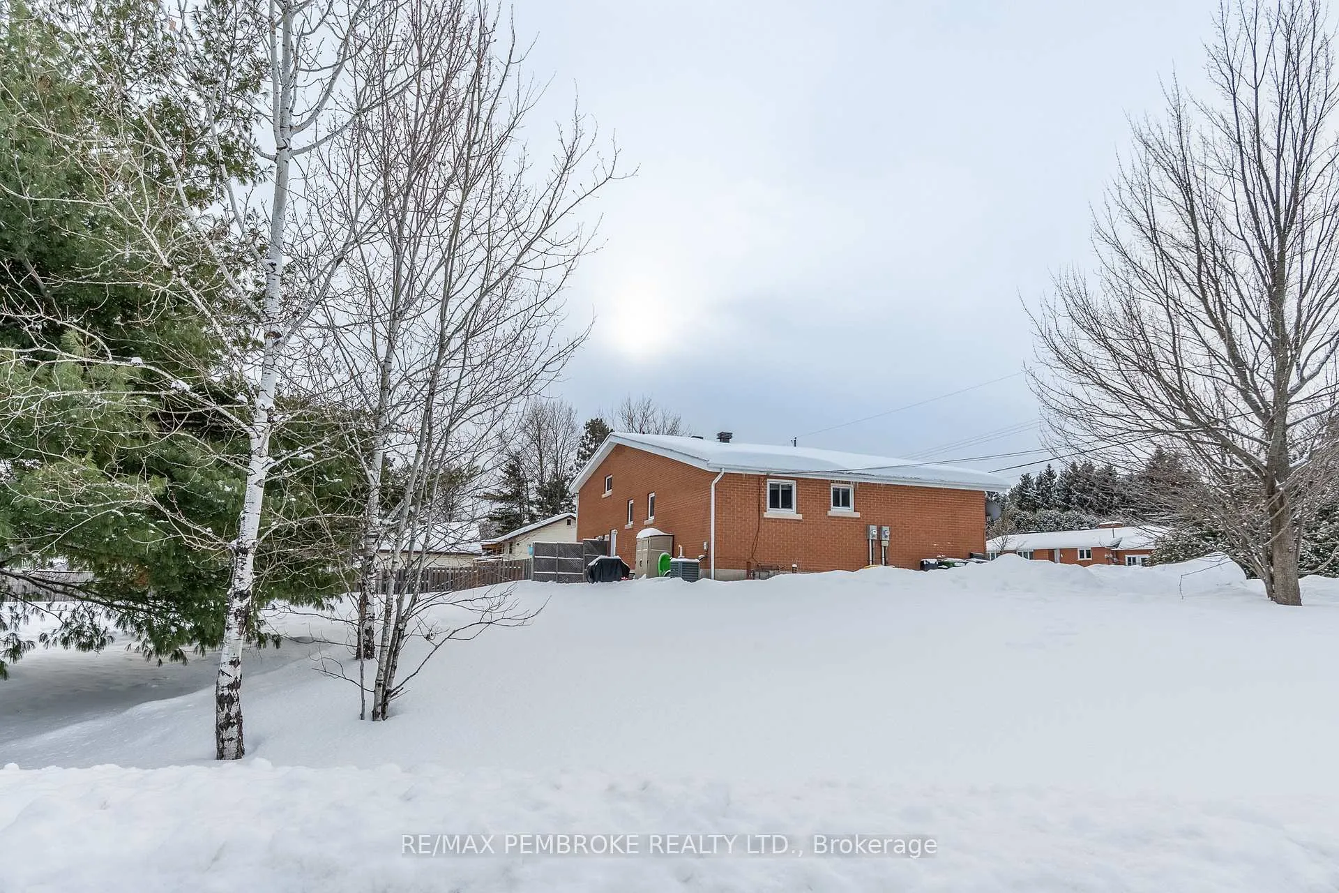 Photo 42 of 22&24 Hoffman Street, Petawawa — HOMEH