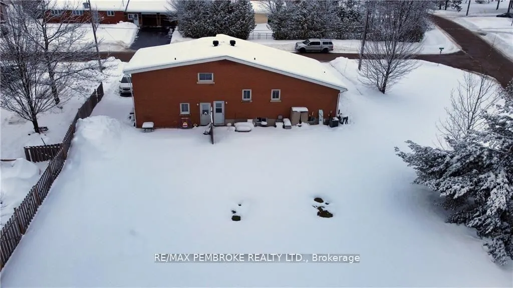Photo 48 of 22&24 Hoffman Street, Petawawa — HOMEH