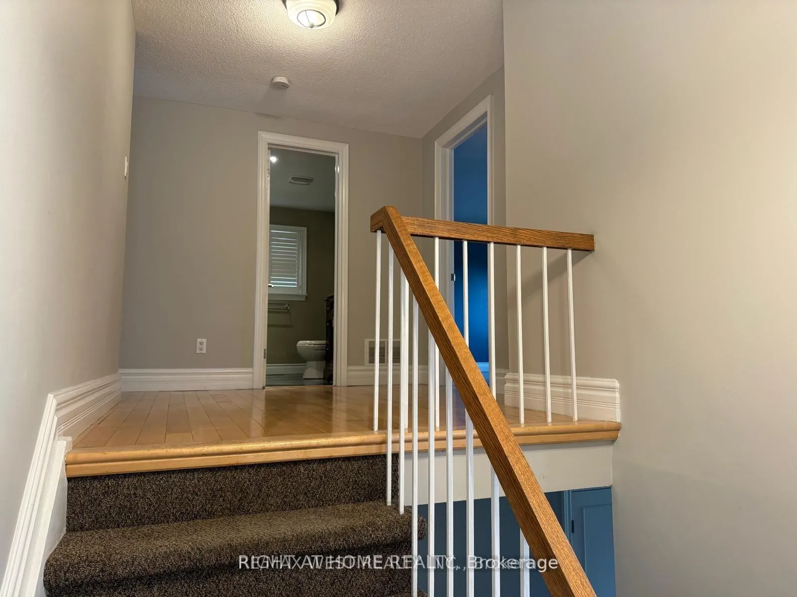 Photo 13 of 43 Clover Avenue, Barrie, Allandale Heights — HOMEH