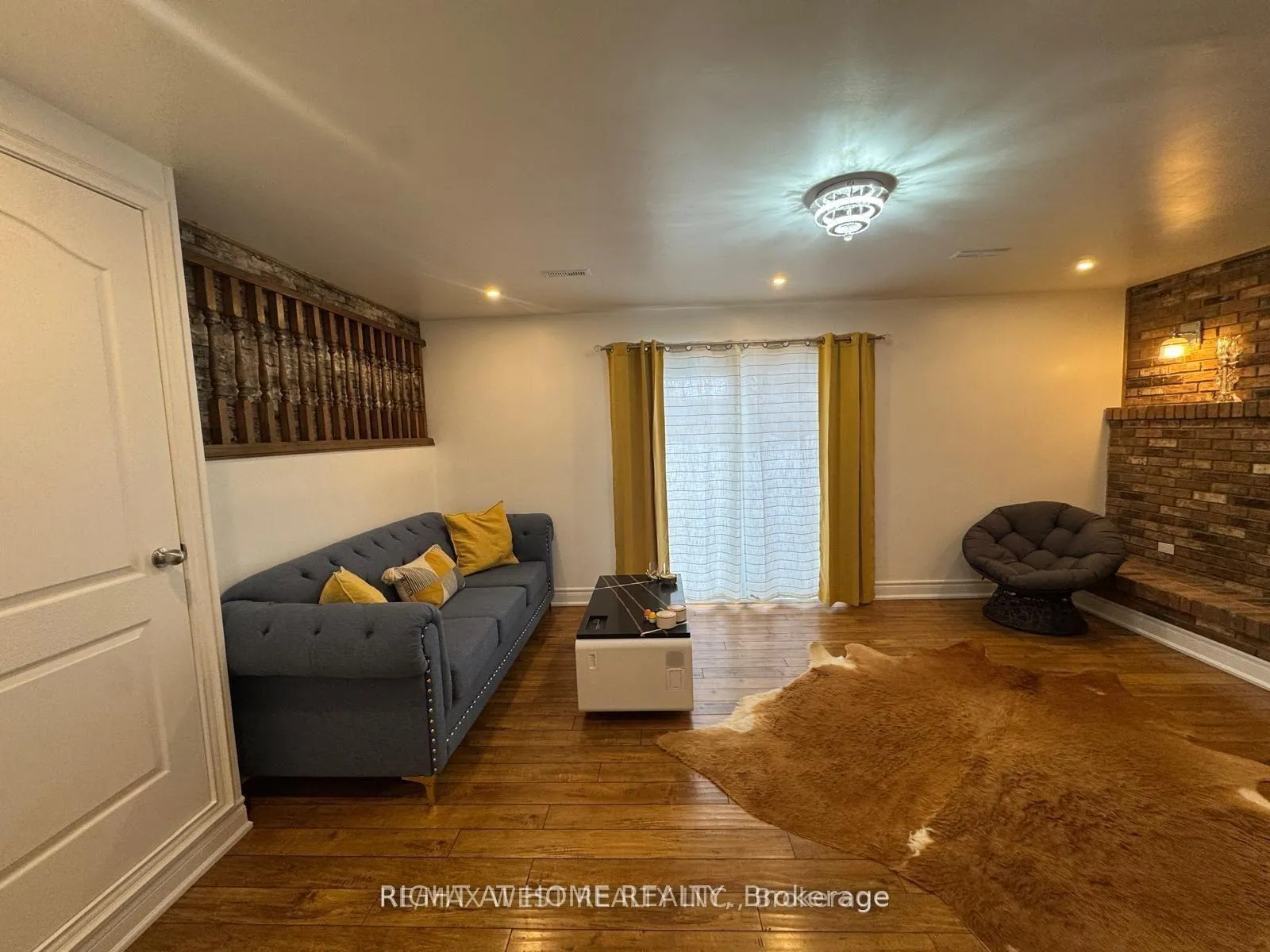 Photo 25 of 43 Clover Avenue, Barrie, Allandale Heights — HOMEH